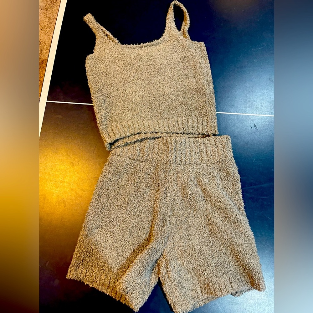 Skims cozy short set